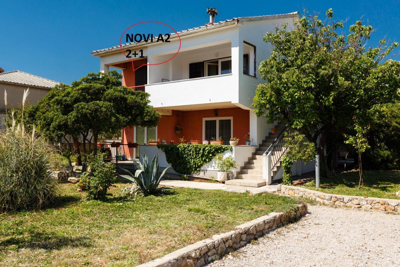 Apartment Oreskovic Кърк Екстериор снимка